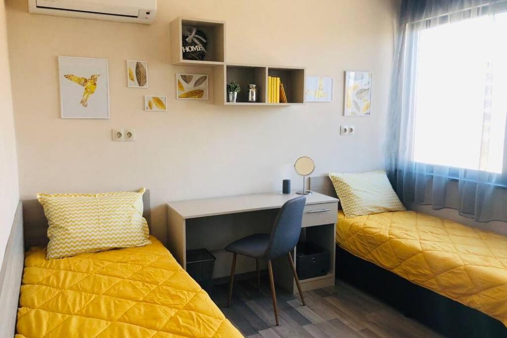 Lovely 3-Bedroom Apartment For 7 Ppl At The Centre Warna Zewnętrze zdjęcie