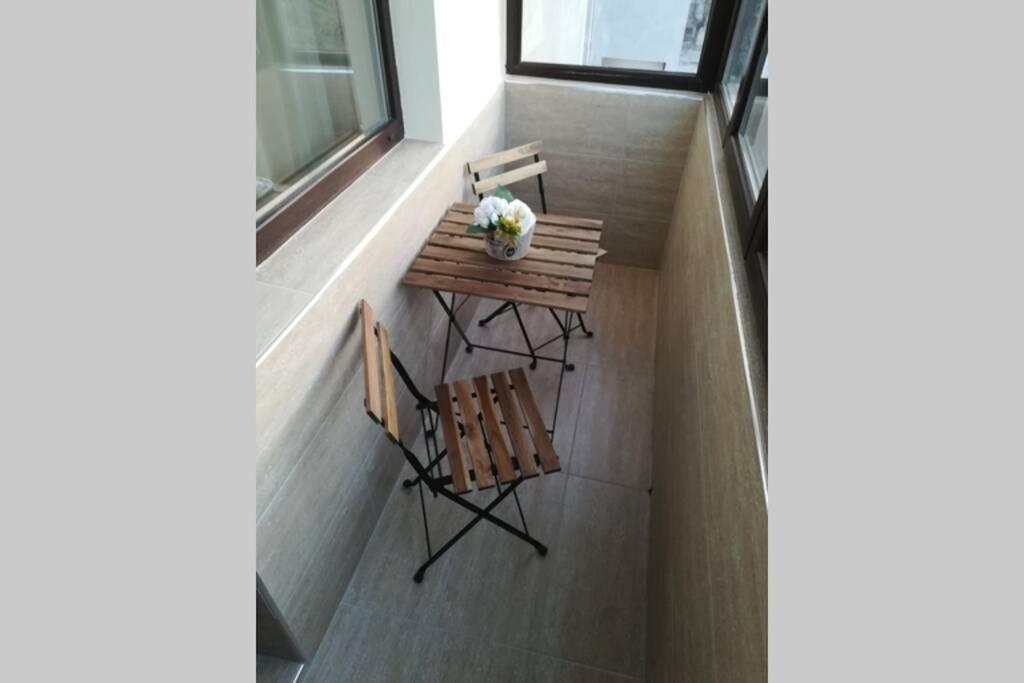 Lovely 3-Bedroom Apartment For 7 Ppl At The Centre Warna Zewnętrze zdjęcie