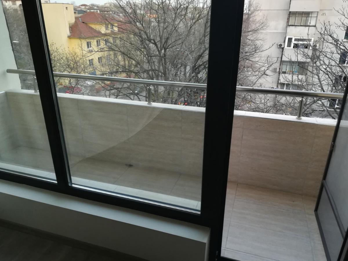 Lovely 3-Bedroom Apartment For 7 Ppl At The Centre Warna Zewnętrze zdjęcie